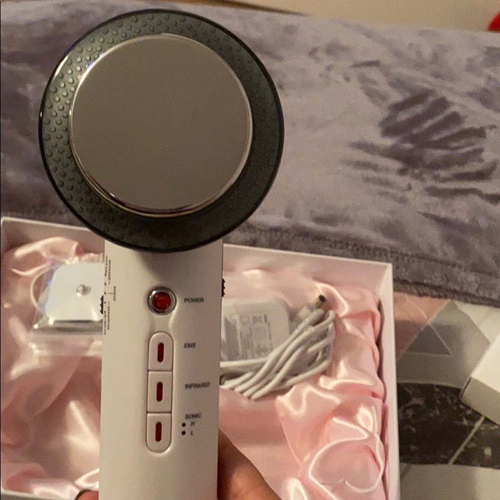 Slimming And Beautifying Machine - image 4